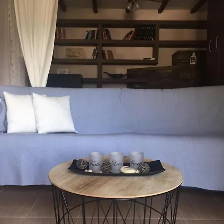 Old Town Cozy Studio Apartment *